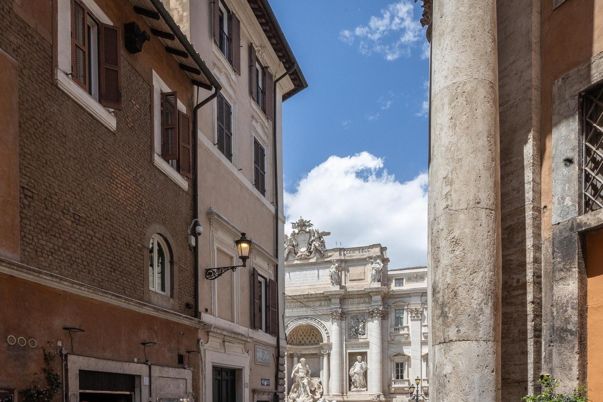 Luxury Suite Trevi Ρώμη Εξωτερικό φωτογραφία